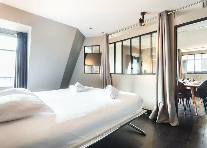 Cmg - Tour Eiffel - 75 * Париж